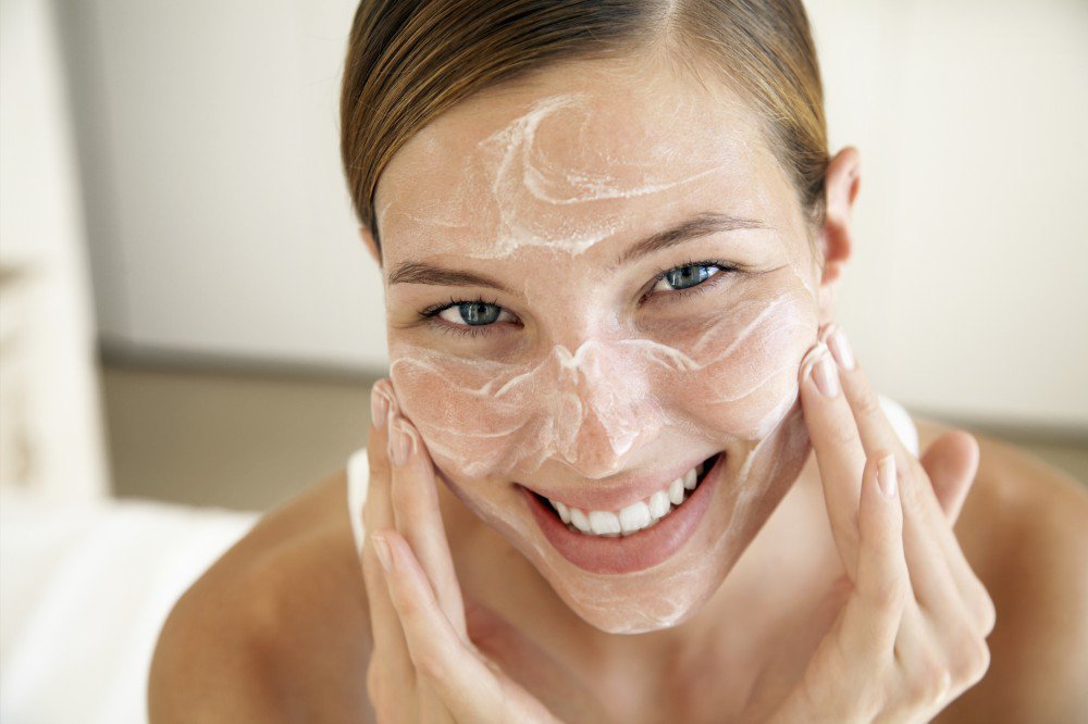 Nặn mụn Phương pháp hiệu quả để làm sạch da và ngăn ngừa mụn